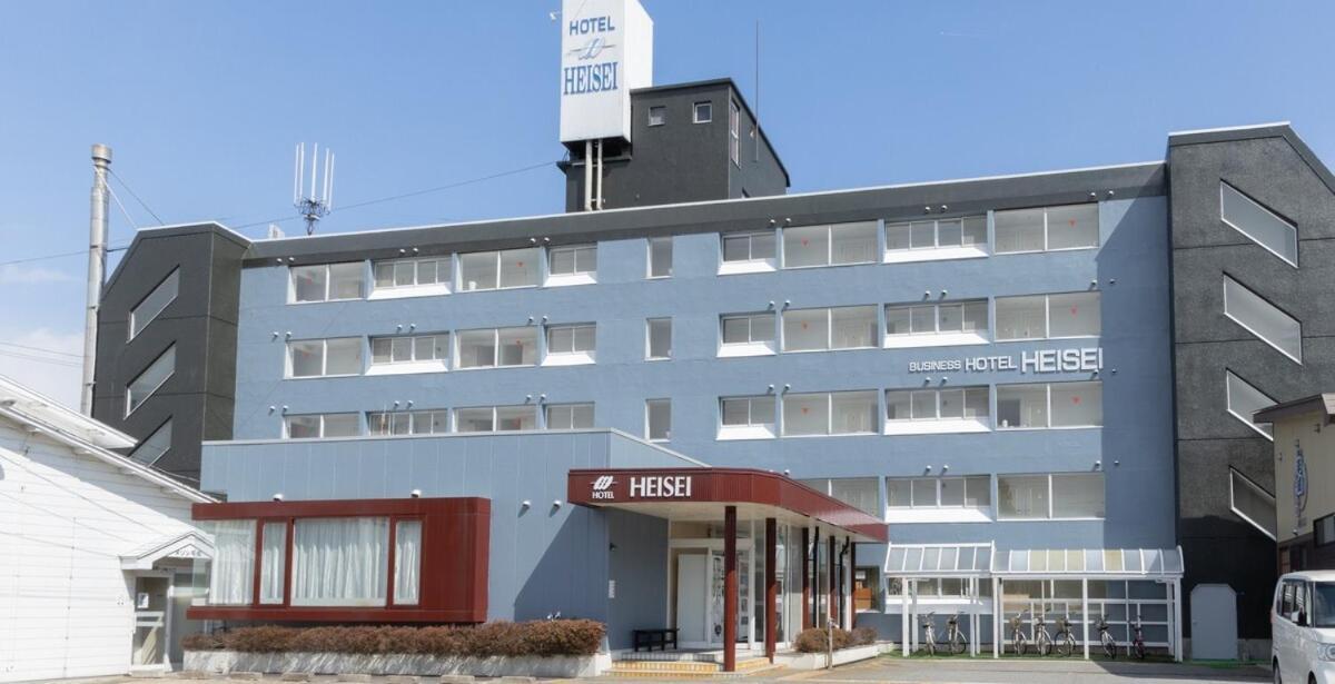 Business Hotel Heisei Yonezawa Eksteriør bilde
